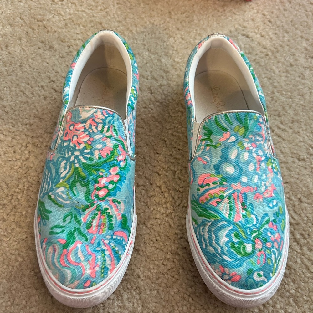 Lilly Pulitzer Julie sneaker size 8.5 blue Ibiza